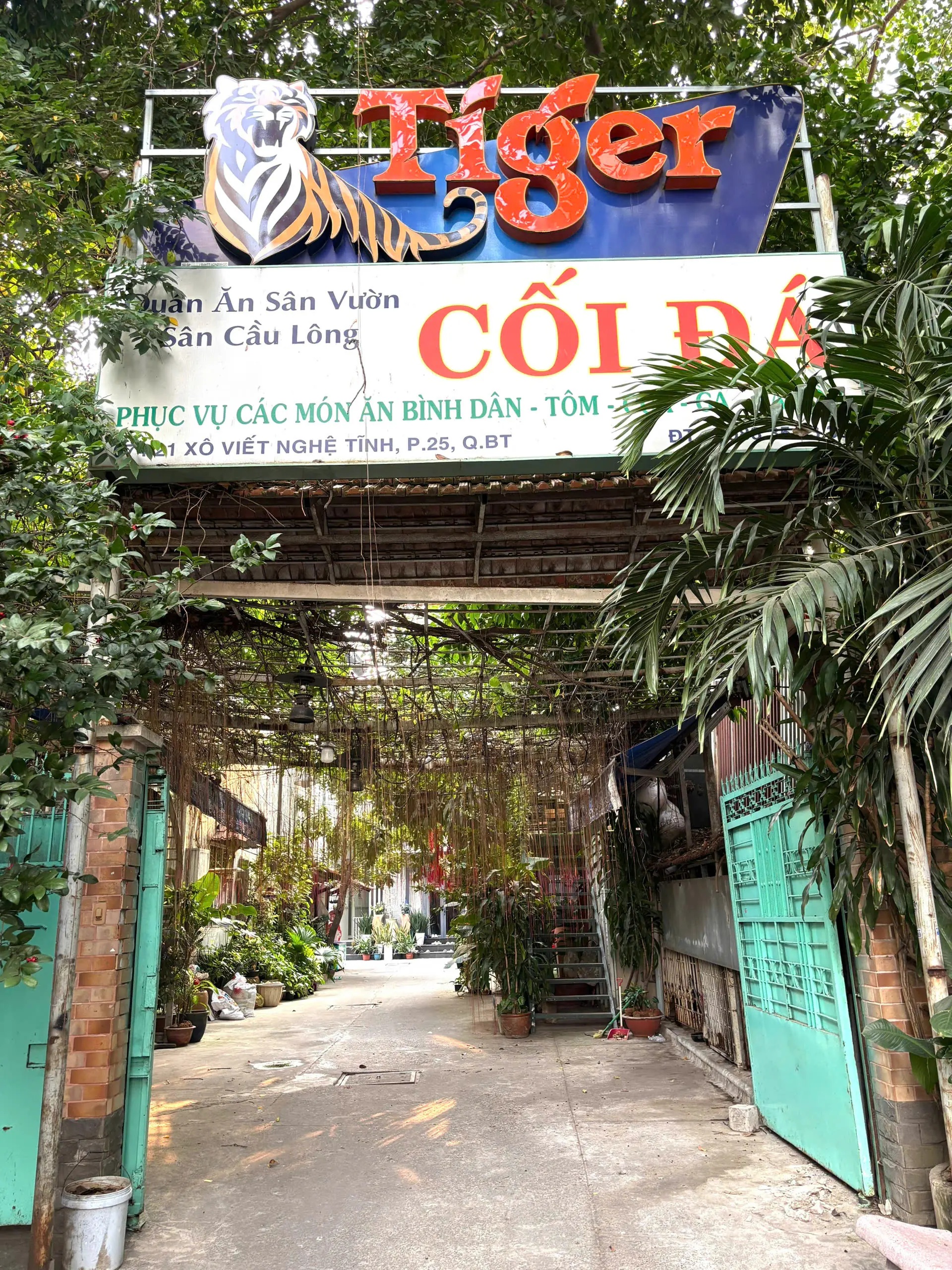 GIỚI THIỆU S&Acirc;N CẦU L&Ocirc;NG CỐI Đ&Aacute; &ndash; ĐIỂM HẸN THỂ THAO L&Yacute; TƯỞNG TẠI B&Igrave;NH THẠNH