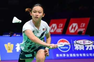 SÂN CẦU LÔNG CỐI ĐÁ